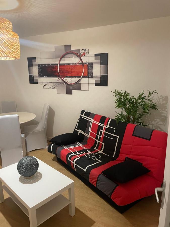 אוקזר Appartement Complet Hyper Centre מראה חיצוני תמונה
